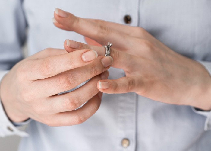 Sell Engagement Ring